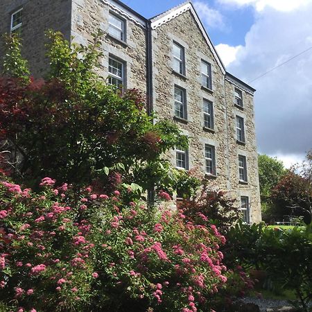The Old Mill Vila Milford Haven Exterior foto
